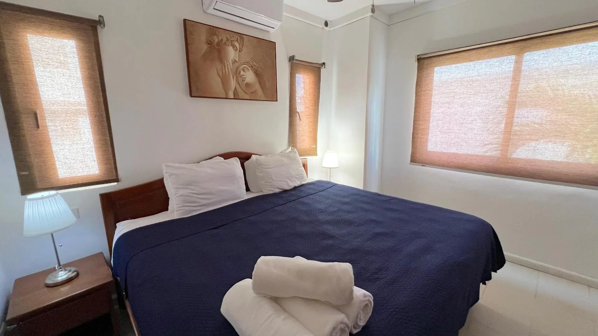 Sunny Villas And Suites - Los Corales Beach - Great Location With Many Restaurants プンタ・カナ アパートホテル