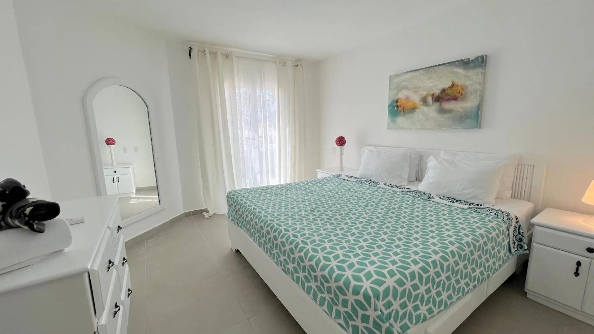 Sunny Villas And Suites - Los Corales Beach - Great Location With Many Restaurants プンタ・カナ アパートホテル