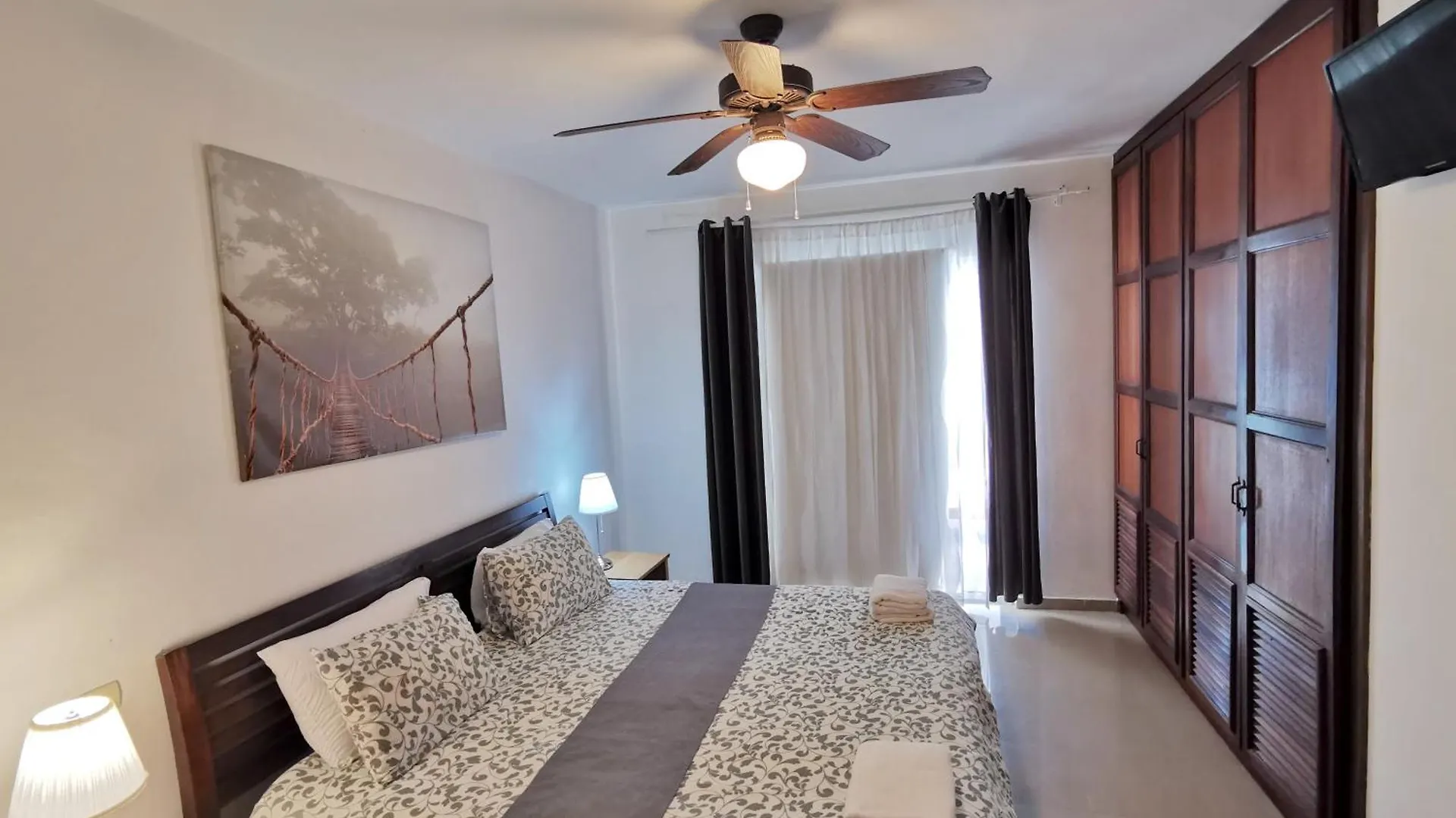 بونتا كانا Sunny Villas And Suites - Los Corales Beach - Great Location With Many Restaurants شقة فندقية بونتا كانا