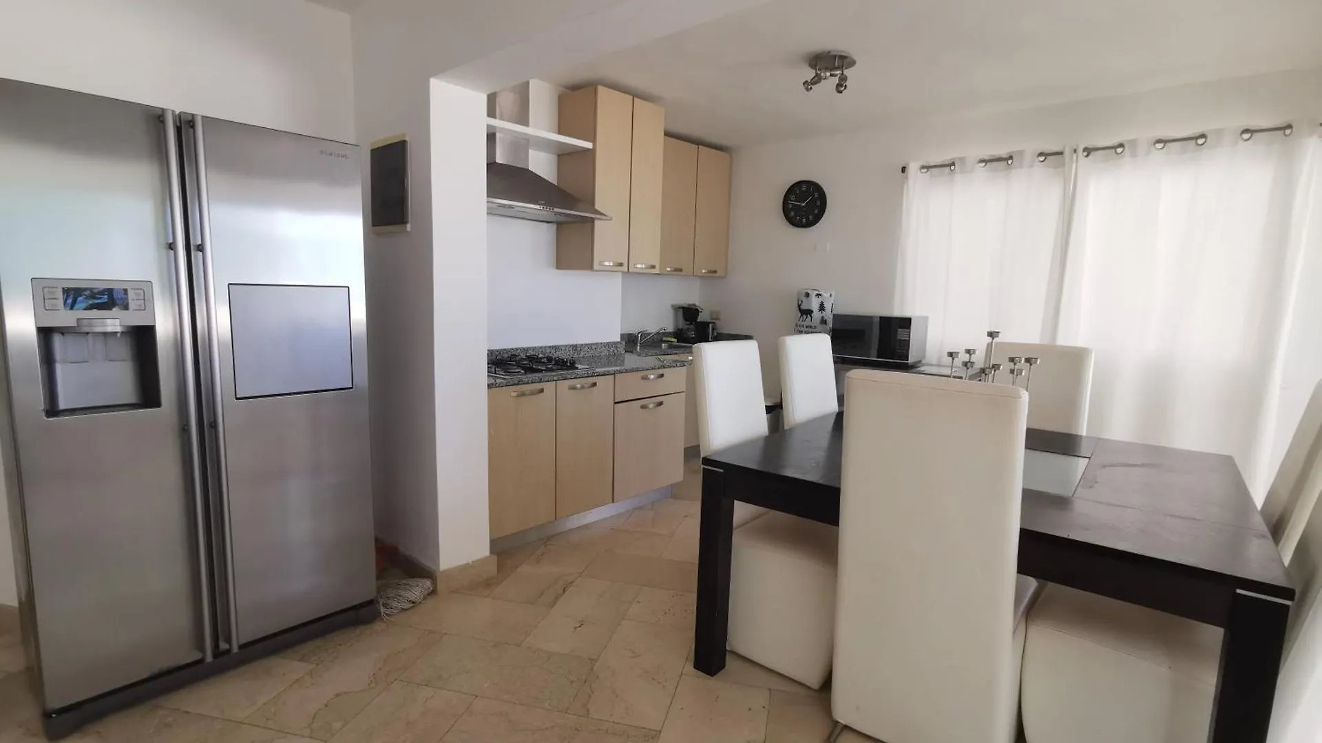 Sunny Villas And Suites - Los Corales Beach - Great Location With Many Restaurants 蓬塔卡纳 5*,