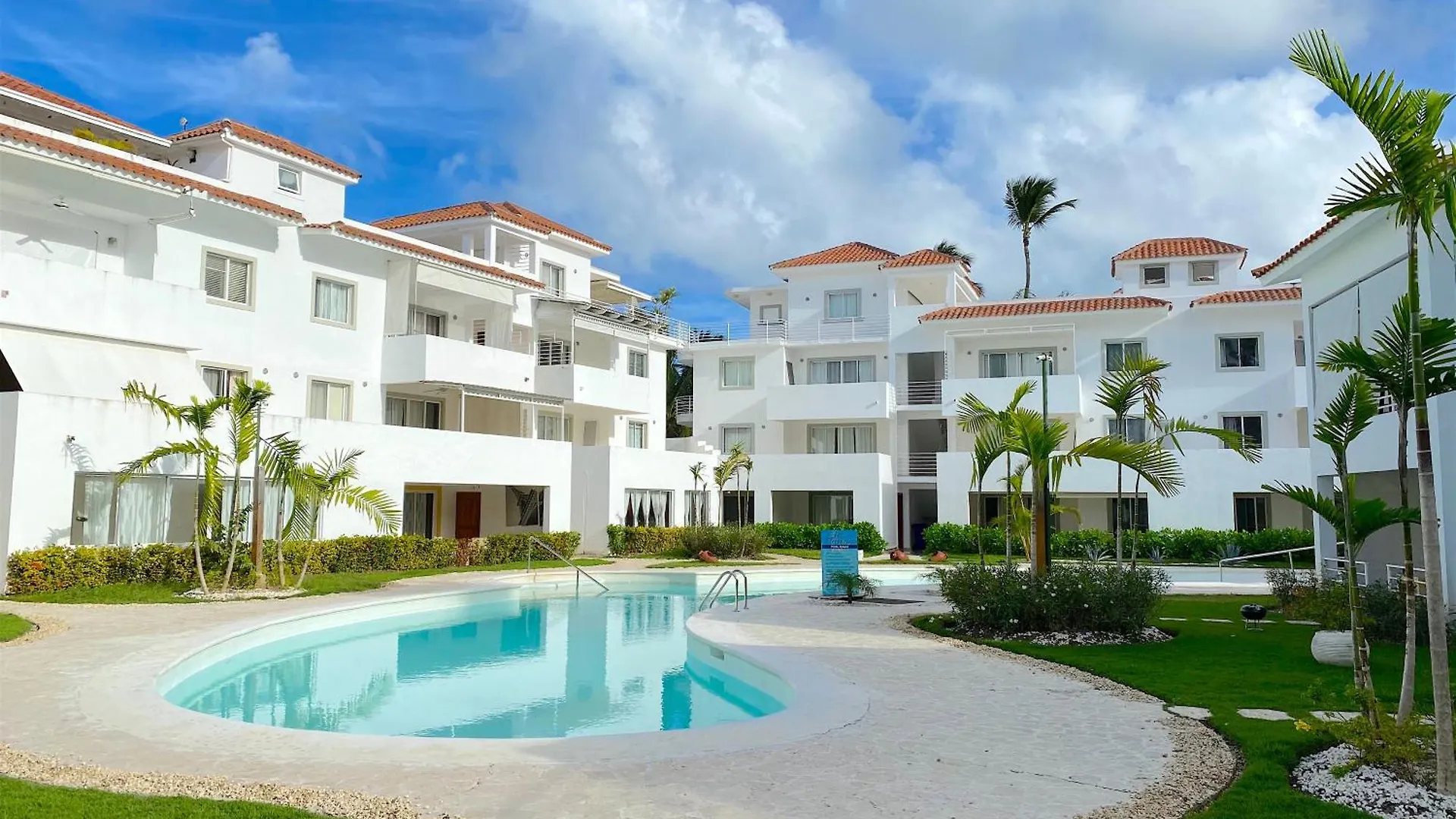 Sunny Villas And Suites - Los Corales Beach - Great Location With Many Restaurants Punta Cana