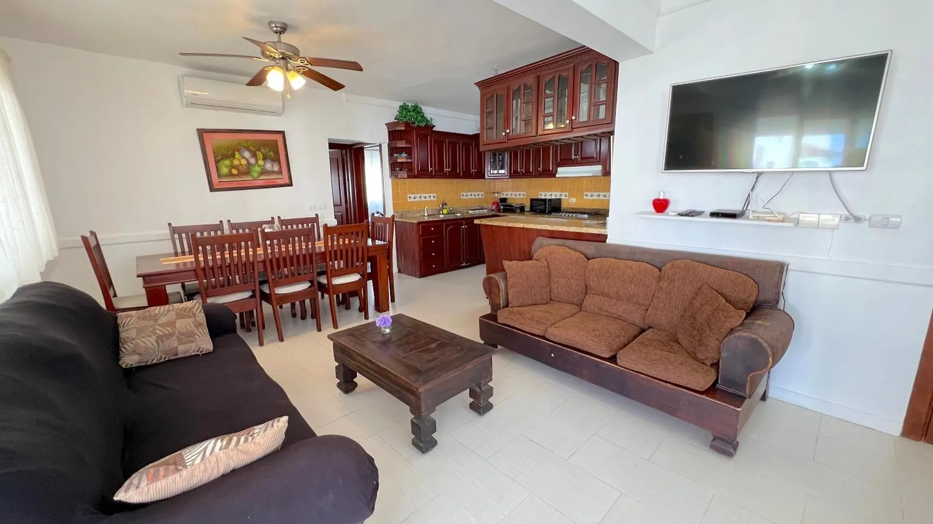 Sunny Villas And Suites - Los Corales Beach - Great Location With Many Restaurants Punta Cana Lejlighedshotel