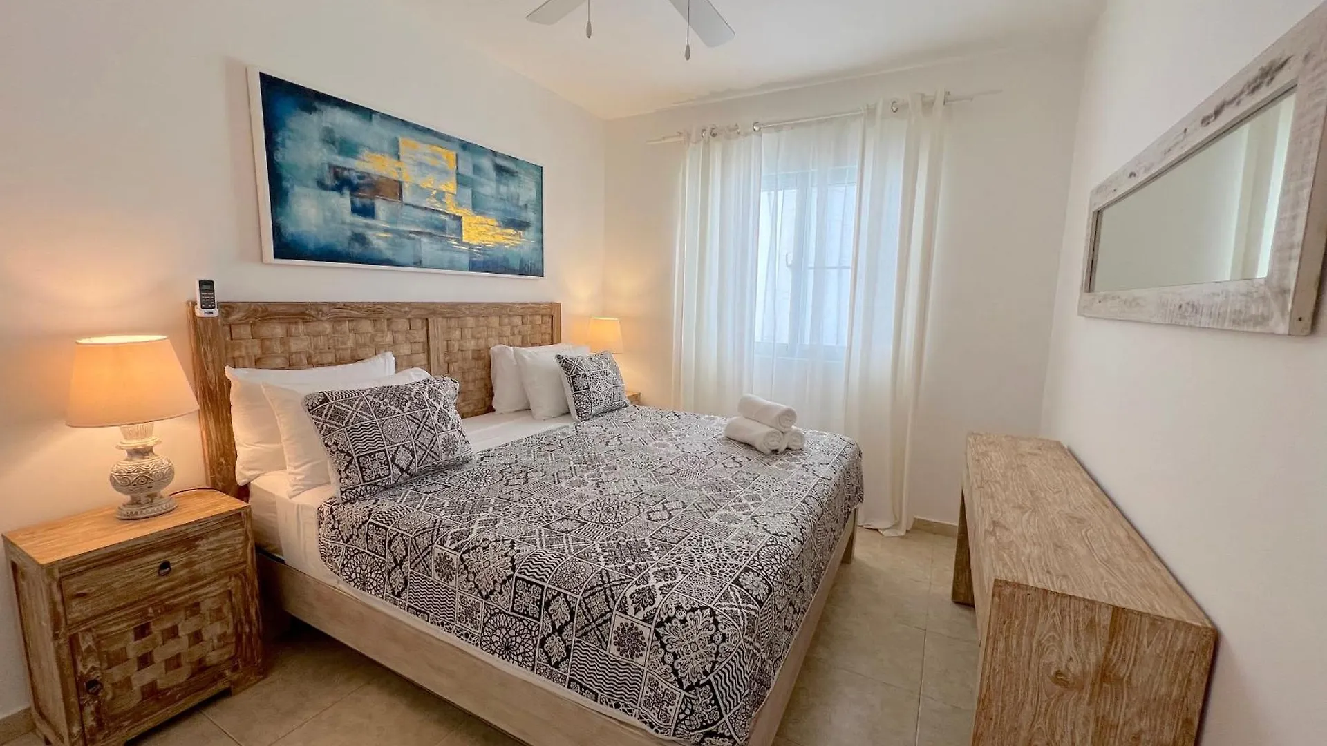 Sunny Villas And Suites - Los Corales Beach - Great Location With Many Restaurants Punta Cana Lejlighedshotel