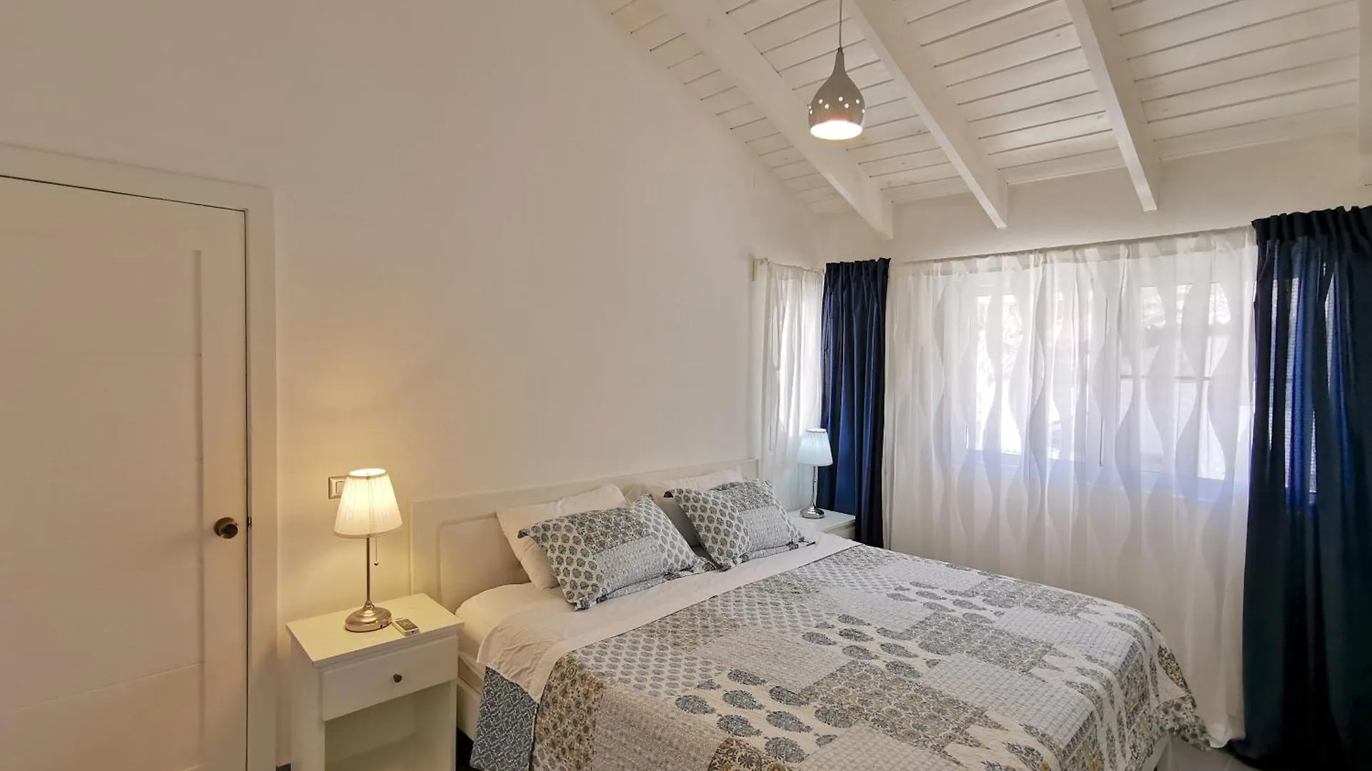 Sunny Villas And Suites - Los Corales Beach - Great Location With Many Restaurants Punta Cana 5*,