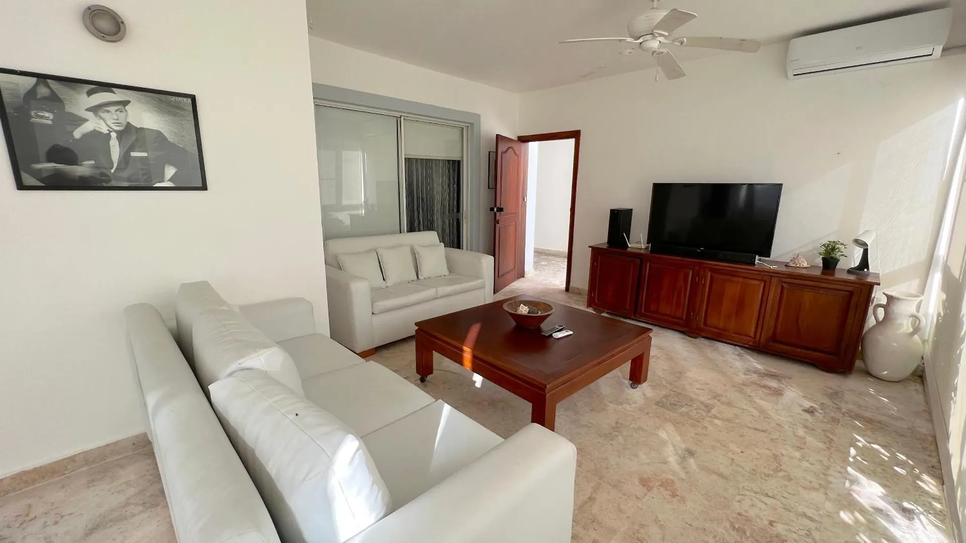 Sunny Villas And Suites - Los Corales Beach - Great Location With Many Restaurants Punta Cana Aparthotel